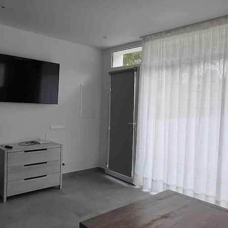 Ferienwohnung Espectacular Planta Baja Con Terraza Y Parking A 5 Min De La Playa Cadaqués Exterior foto