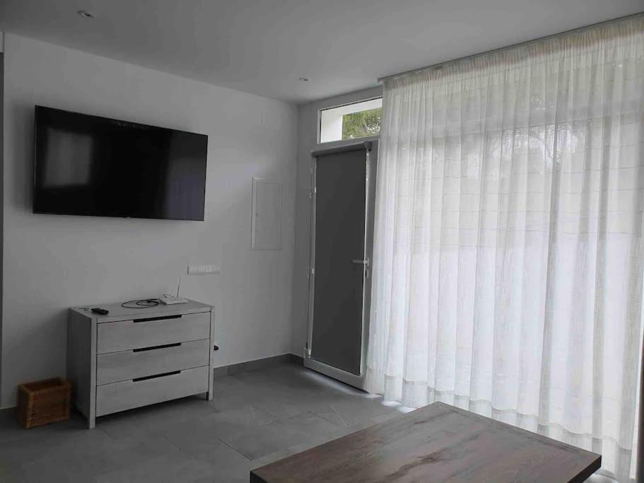 Ferienwohnung Espectacular Planta Baja Con Terraza Y Parking A 5 Min De La Playa Cadaqués Exterior foto