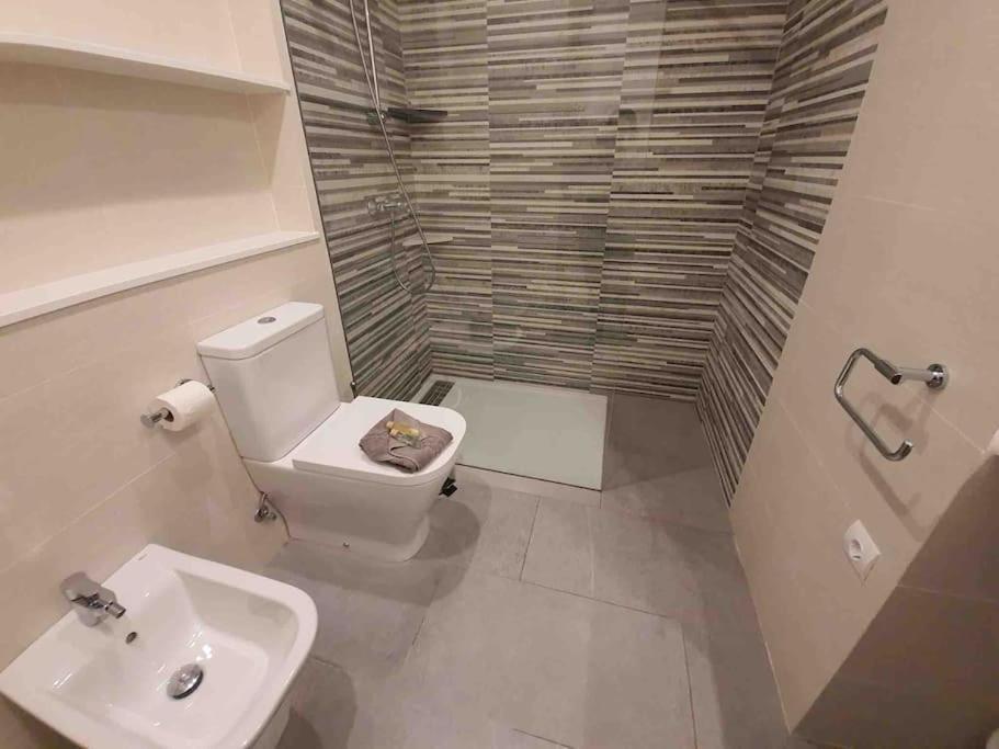 Ferienwohnung Espectacular Planta Baja Con Terraza Y Parking A 5 Min De La Playa Cadaqués Exterior foto